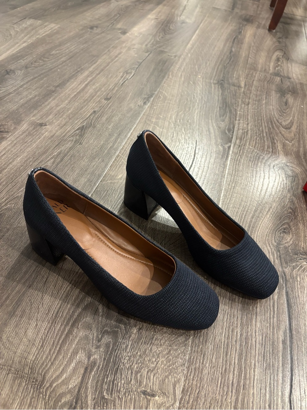 Donald J Pliner Navy Square Toe Block Heel Pumps 7M Y2K